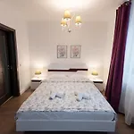 Tonitza Apartments